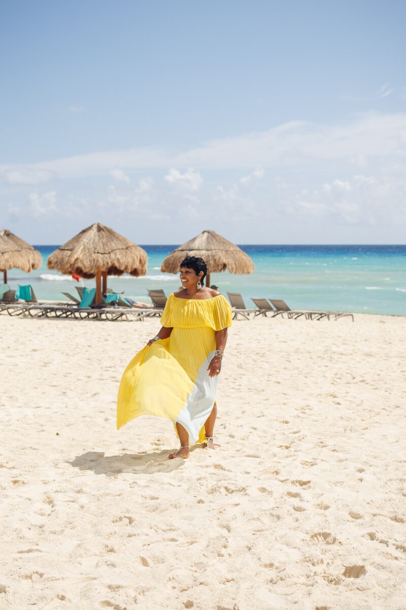 take it photo cancun